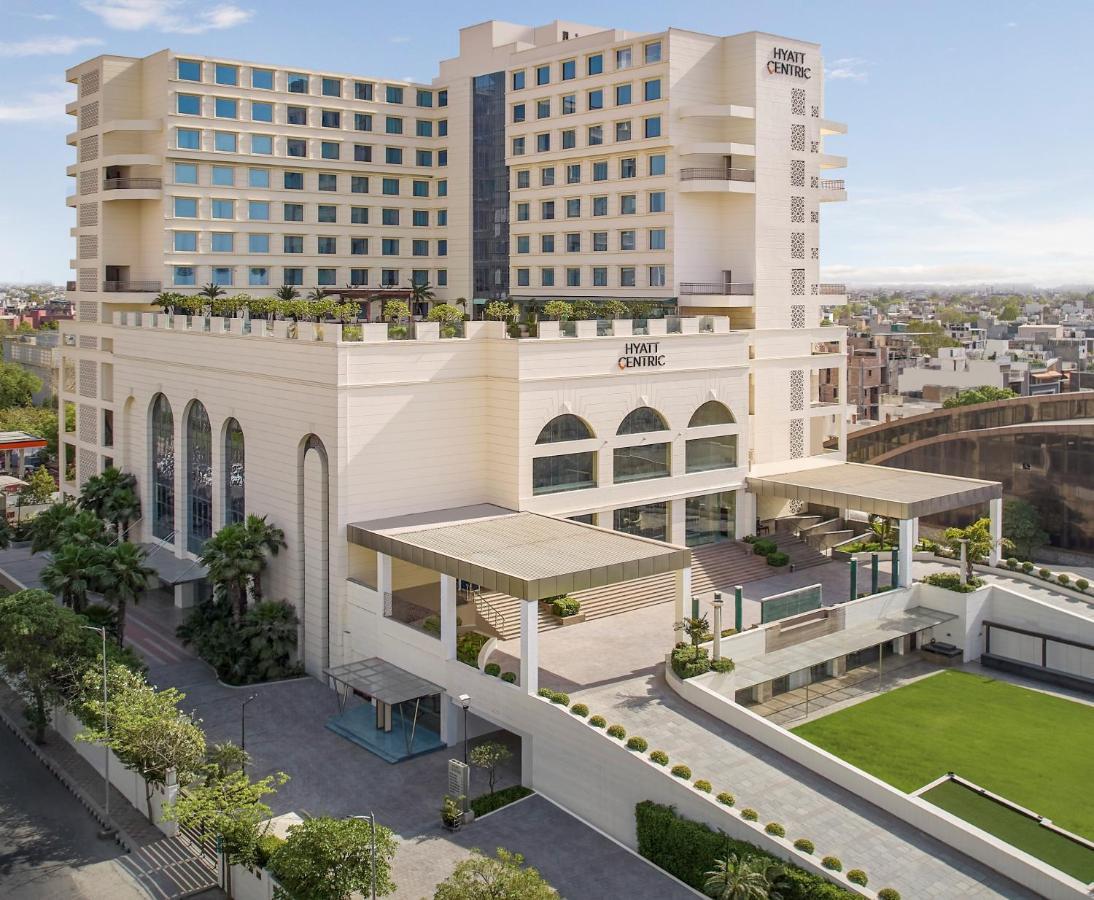 Отель Hyatt Centric Janakpuri Нью-Дели Экстерьер фото The hotel in 2019